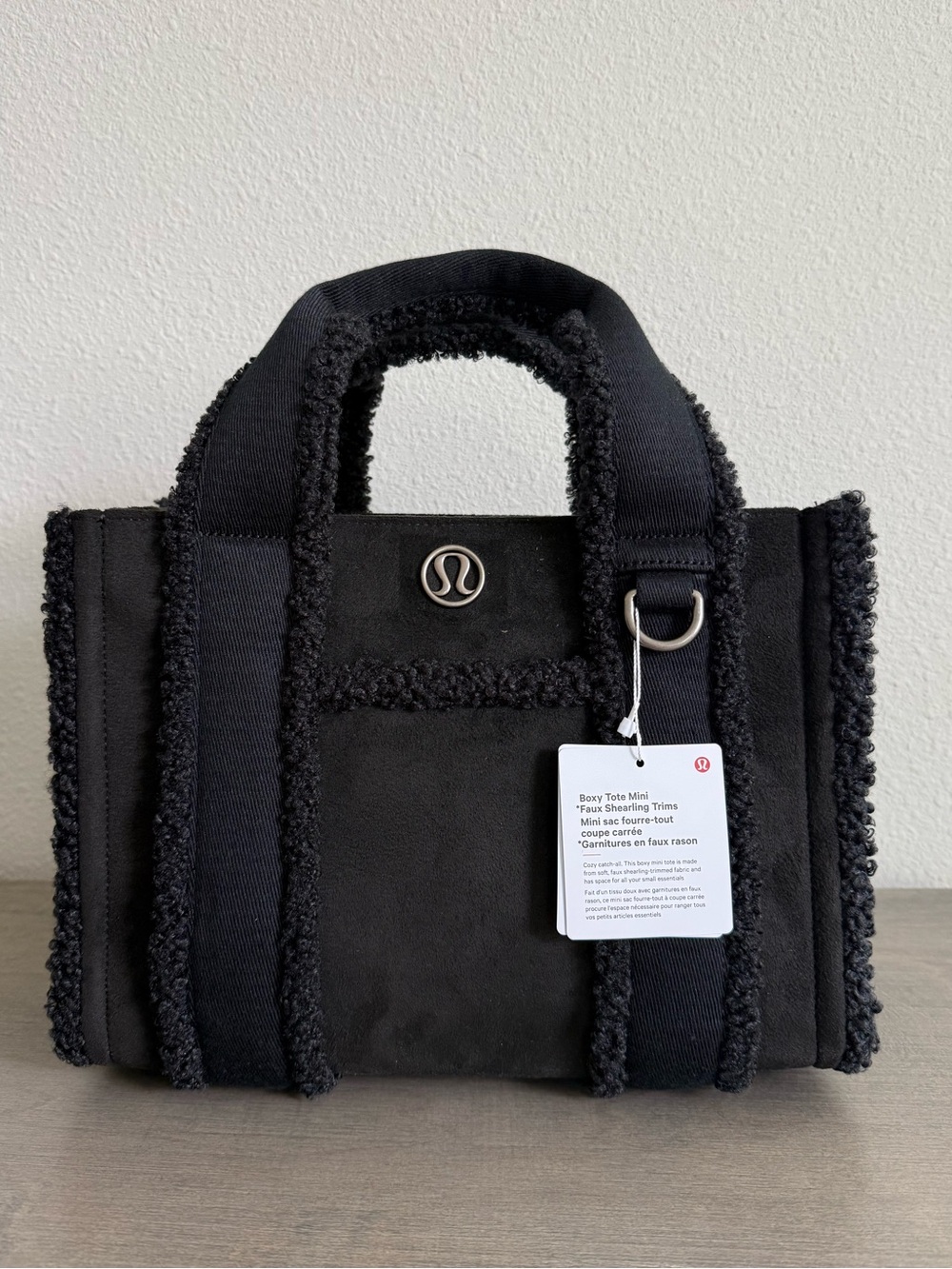 Lululemon Boxy Tote Mini *Faux Shearling Trims
LW9FWUS